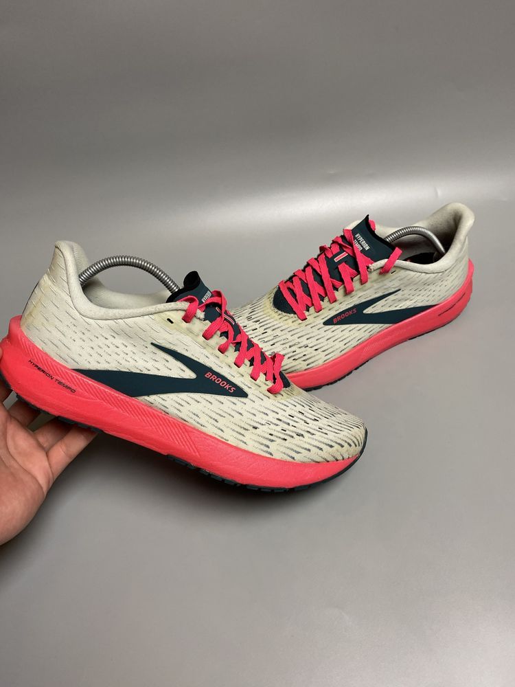 Кроссовки Brooks Hyperion