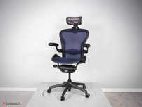 Fotel biurowy Herman Miller Aeron Classic B Niebieska Siatka Zagłówek