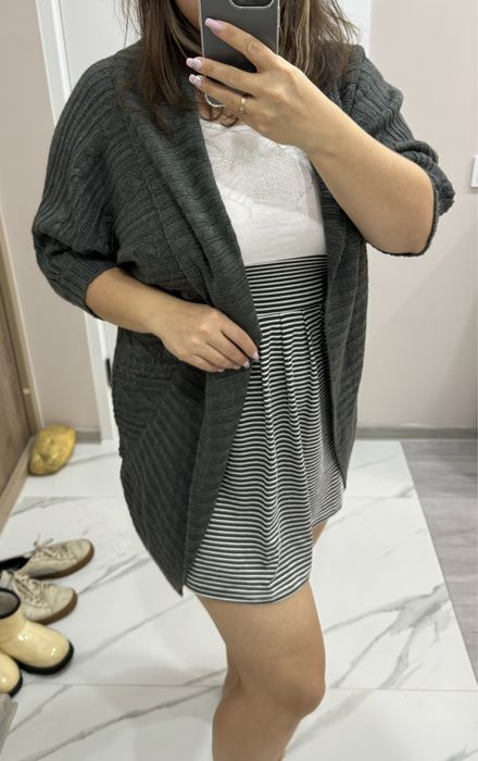 Вязаная накидка кардиган кофта теплая длинная свитер