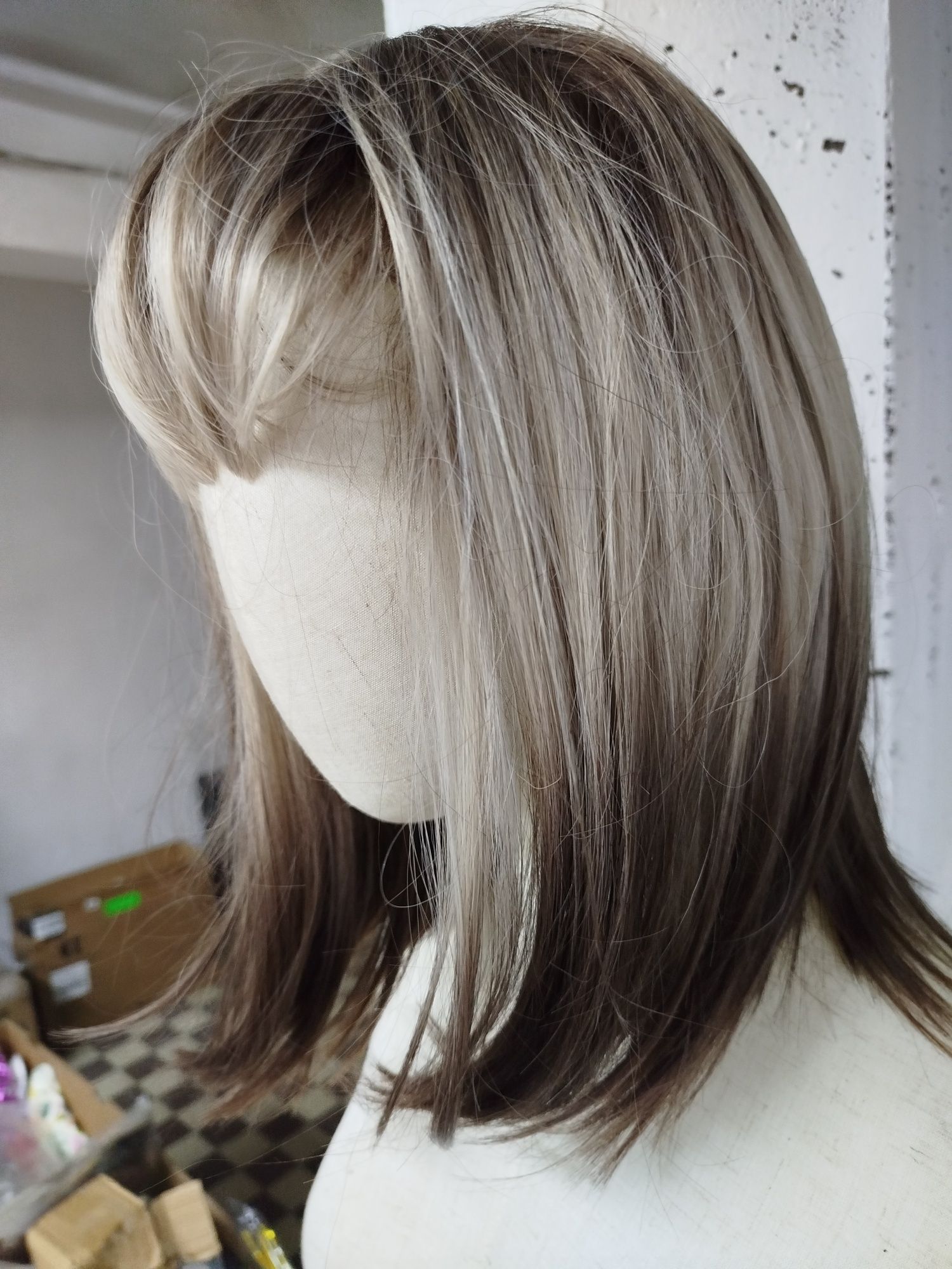 Peruka platynowy blond+ kolor (A)