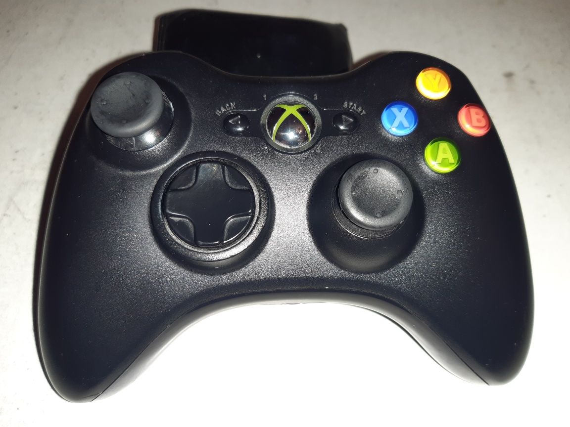 Pad Xbox 360 sprawny zadbany