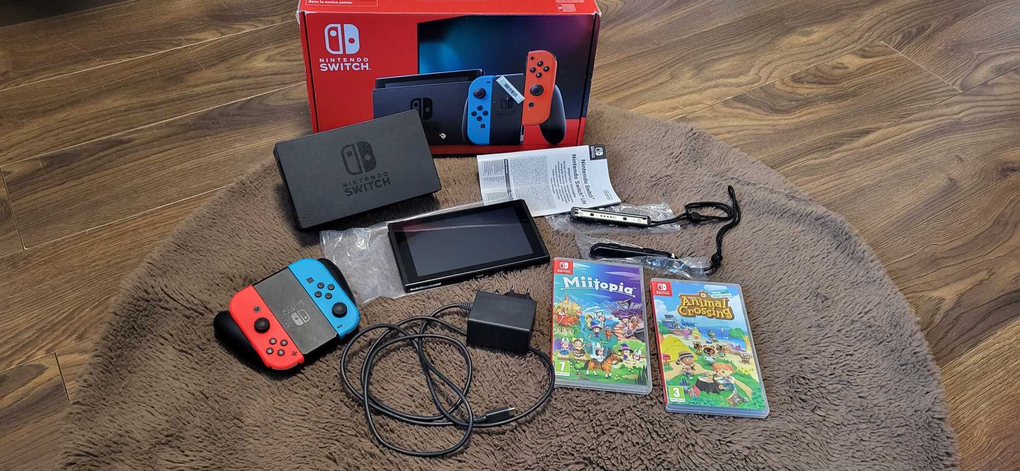 Konsola Nintendo Switch (model HAC-001-01, rok 2020)
