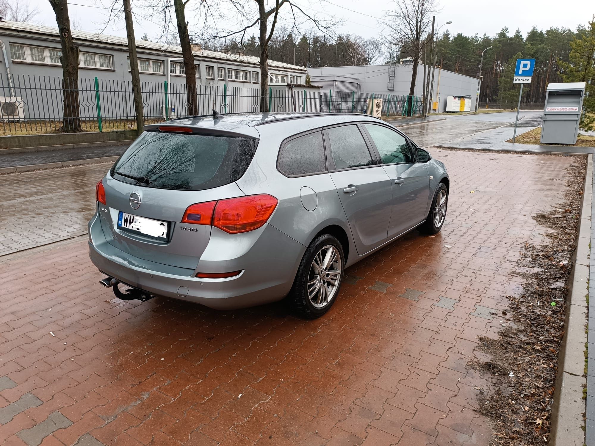 Opel Astra Sports Tourer 180KM