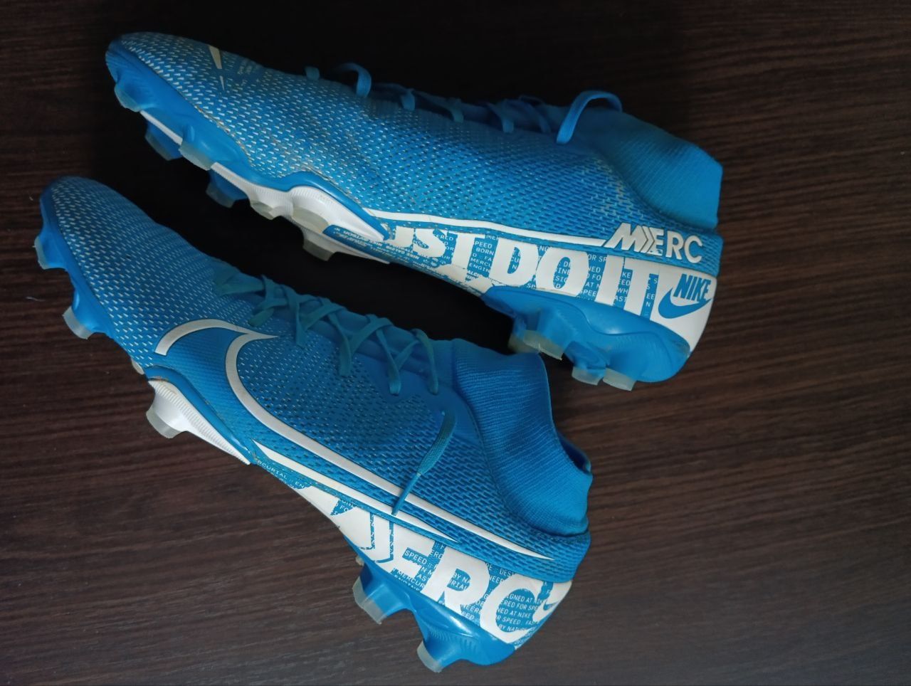 бутсы  футбольные nike