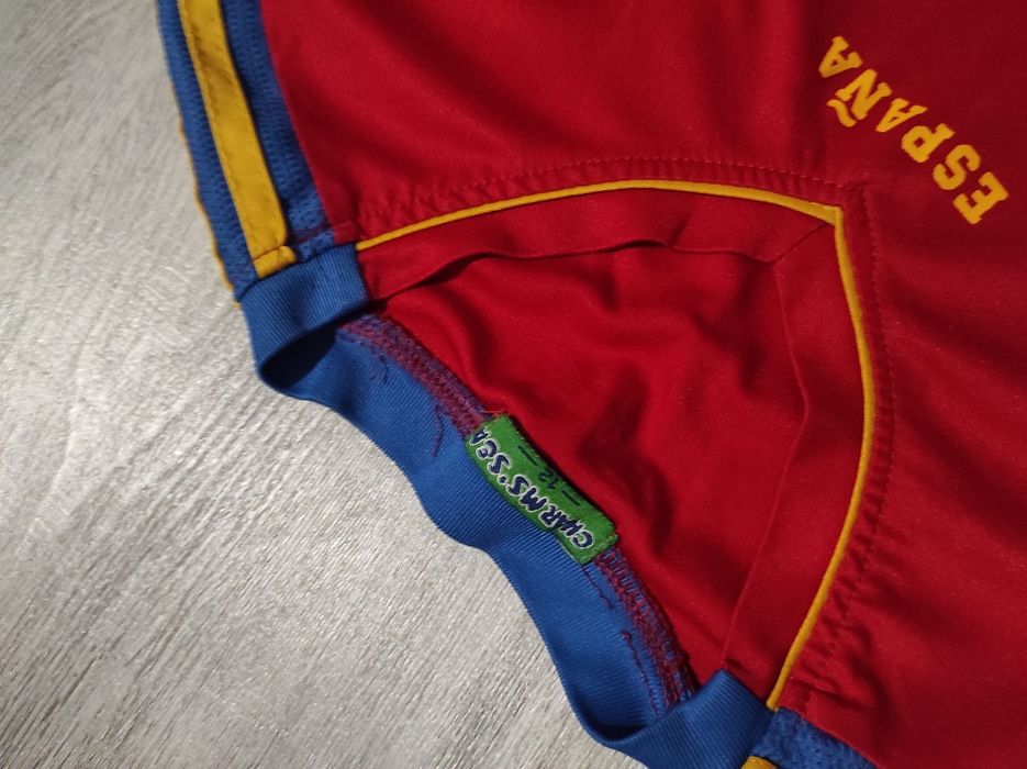 Футбольні форми, футболки