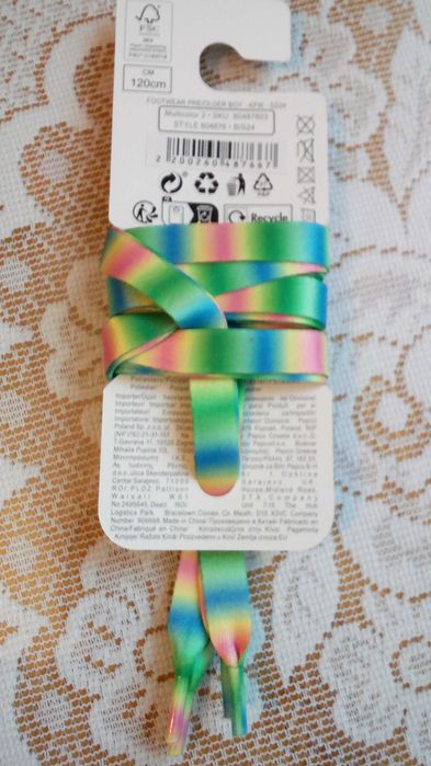 Sznurówki wielokolorowe płaskie, 120 cm