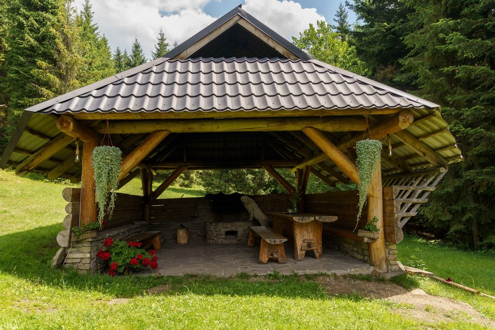 Domek w górach leśna bacówka, gorąca balia, ruska bania, domek w lesie