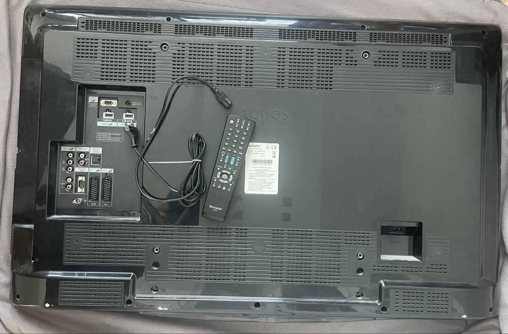 Telewizor sharp 42’