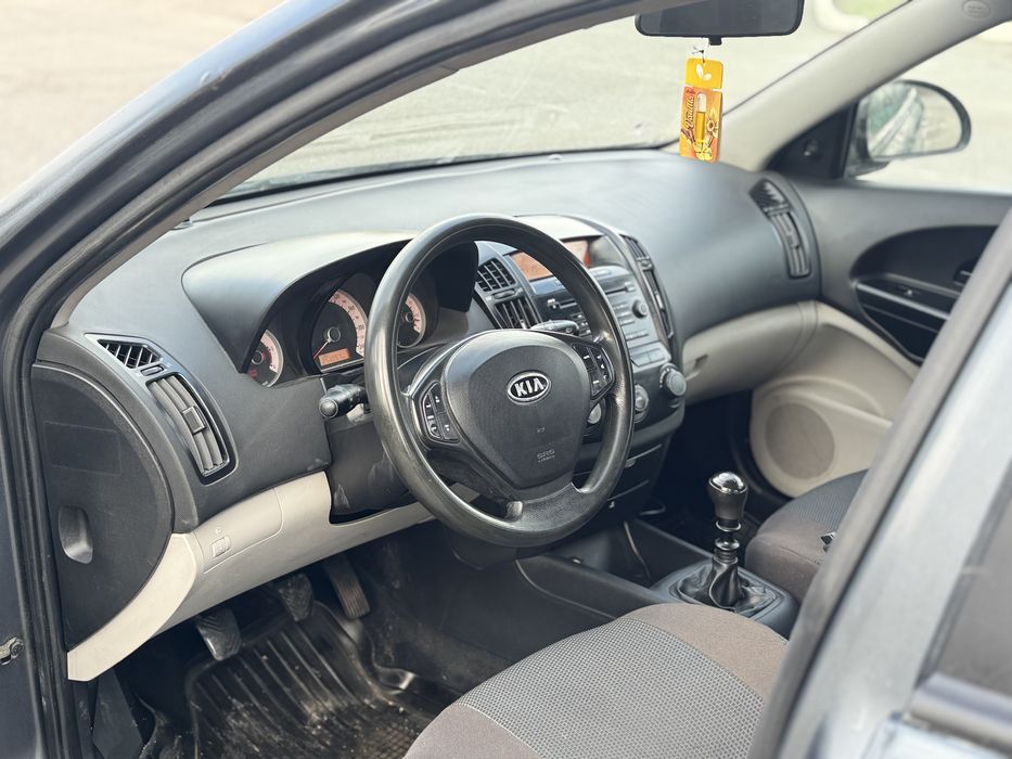 Kia Ceed 5d 1.6 Diesel 2008