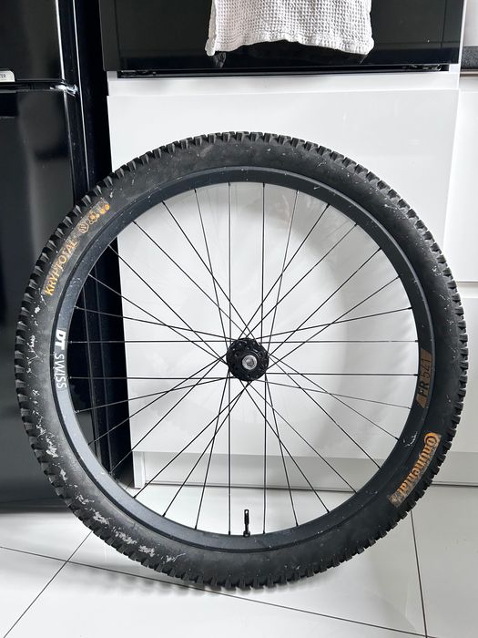 Koło tył DT Swiss FR 541 29 cali boost 12x148 tubeless