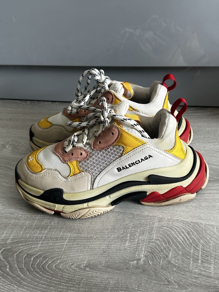 Balenciaga triple 38
