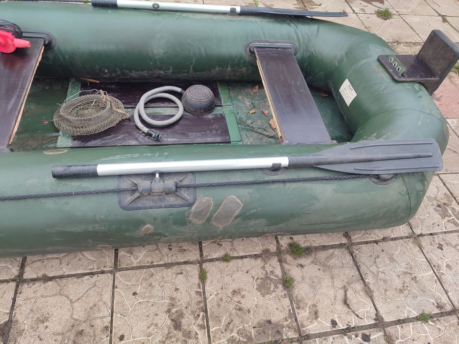 Лодка надувная по электро мотор с транцем