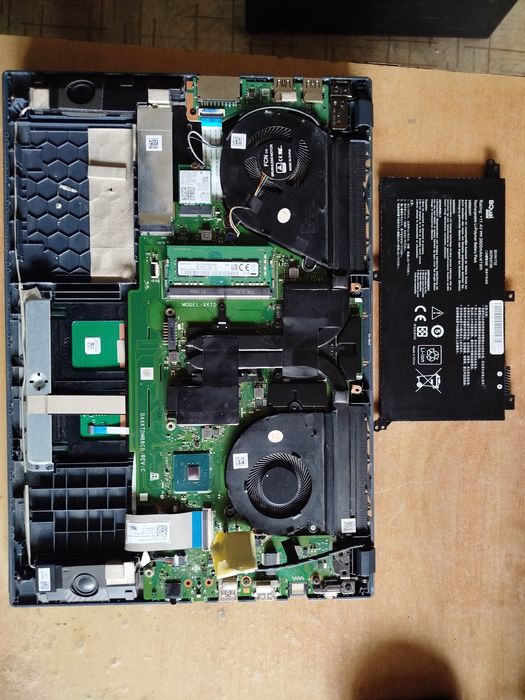Asus vivobook X571L