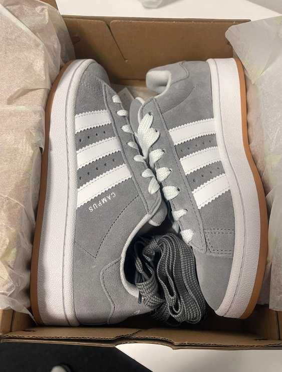 Adidas Originals Campus 00s  38.5