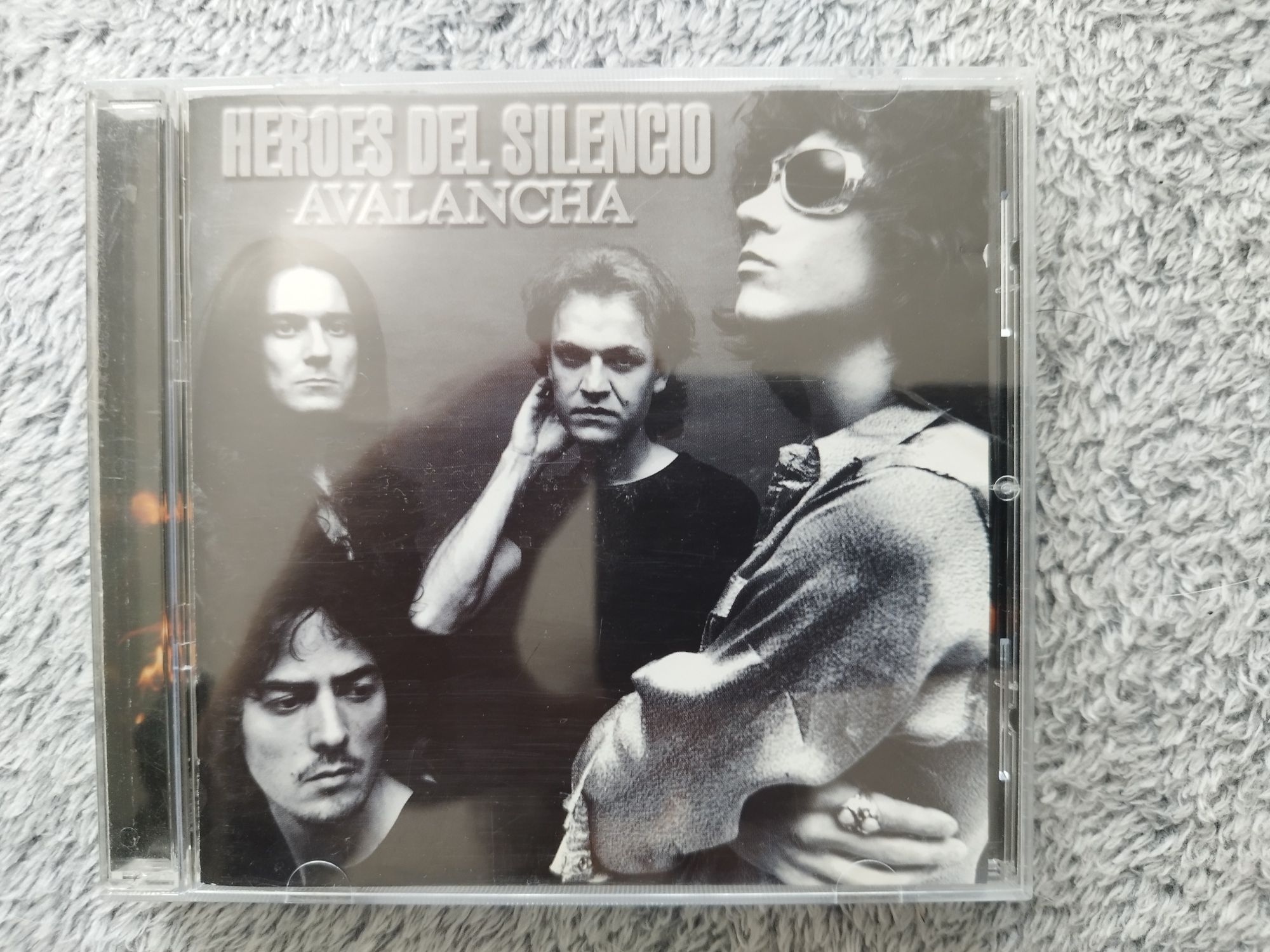 Heroes del Silencio-Avalancha i El espititu del vino
