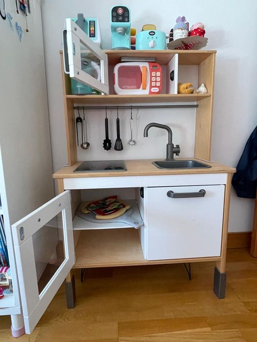 Cozinha de brincar com acessórios