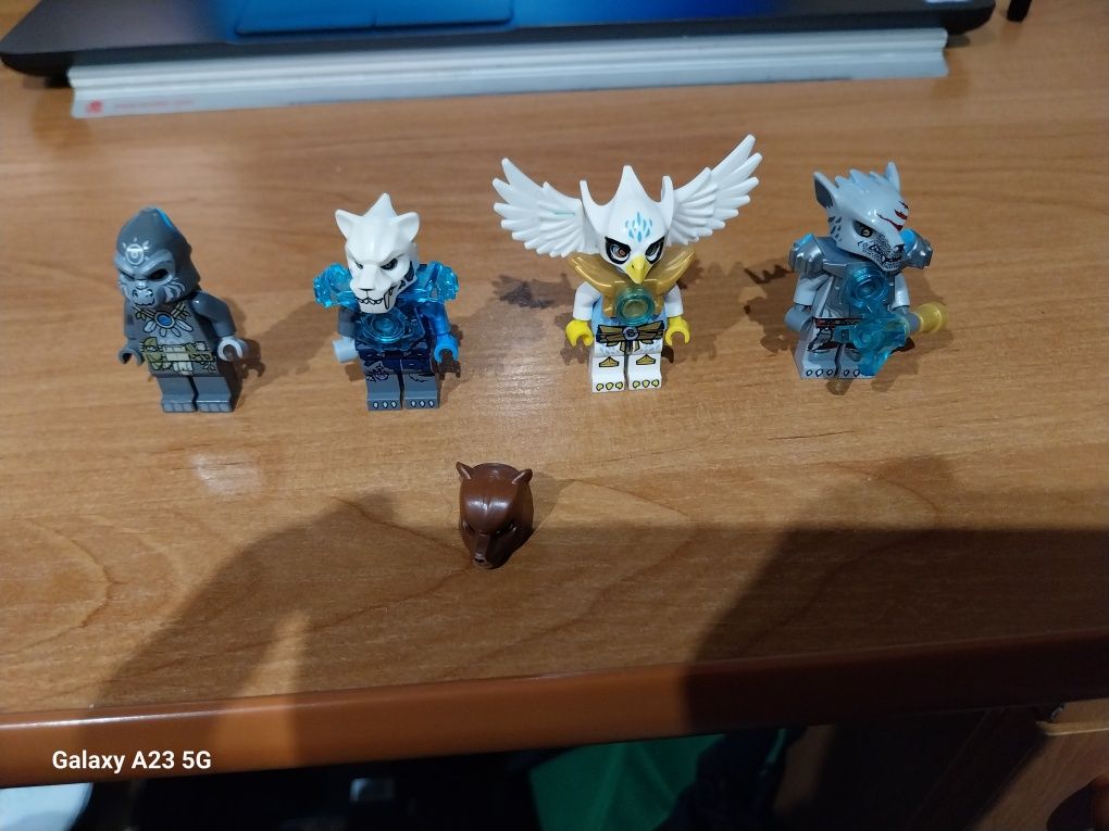 LEGO - figurki Chima różne