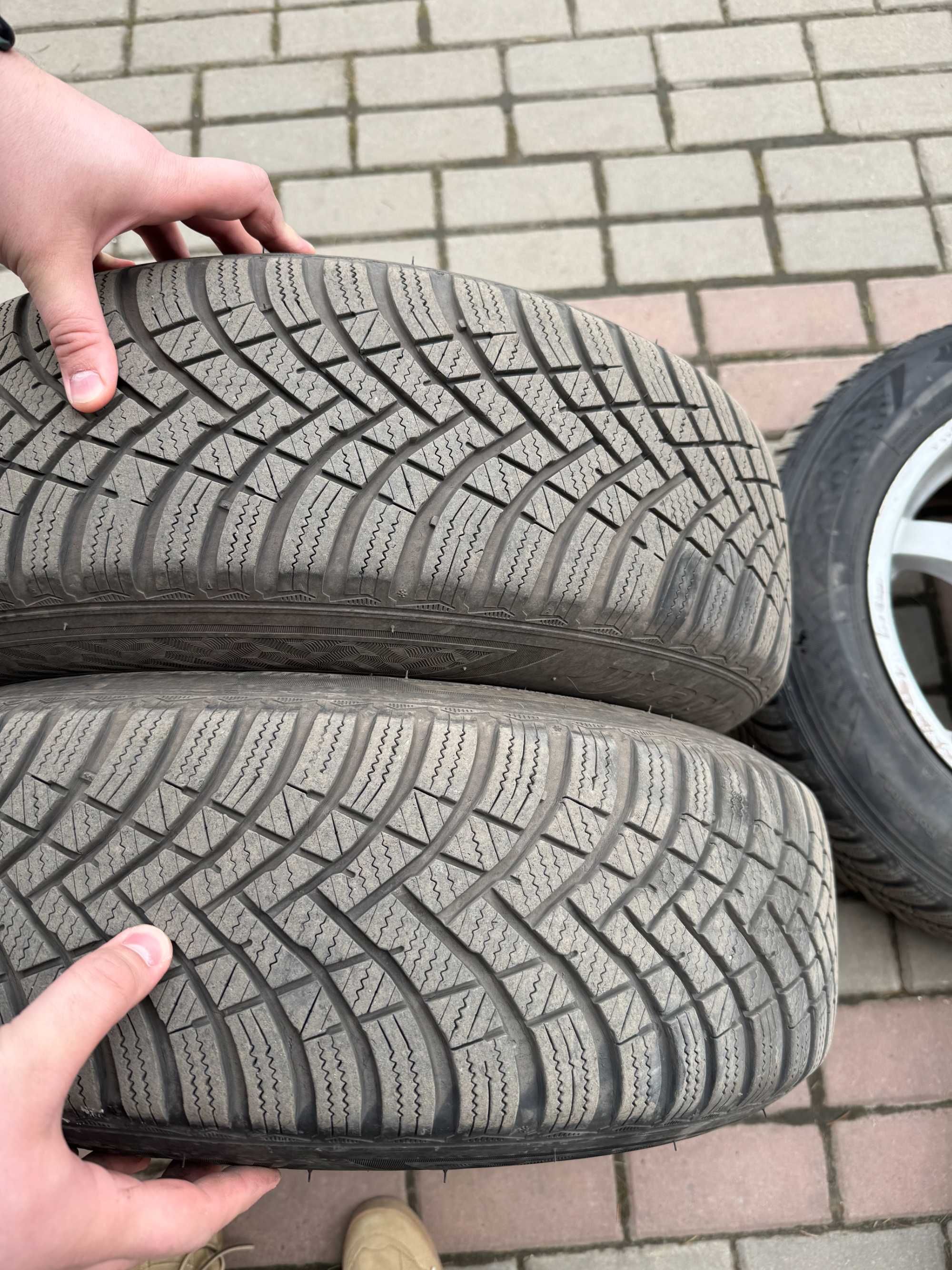 Зимняя резина шины Hankook Winter I*Cept RS3 185/65R15 92T колеса