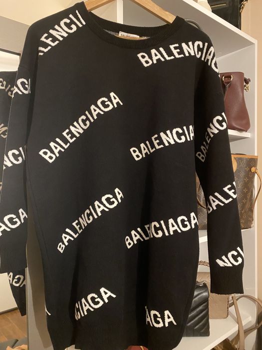 Sweter Balenciaga nowy