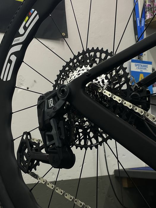 Rower gravel gravelowy karbon  sram axs