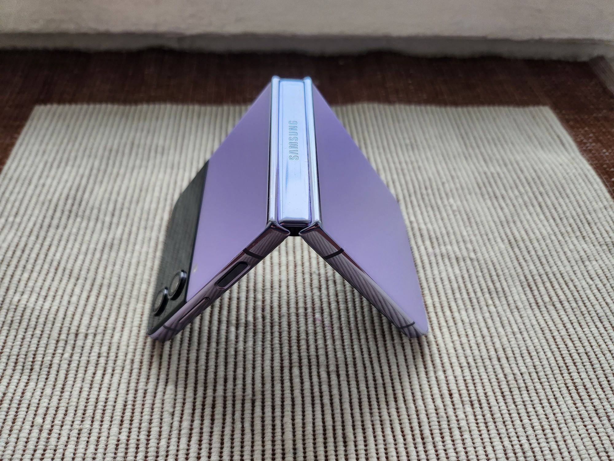 Samsung z flip 4 8/256
