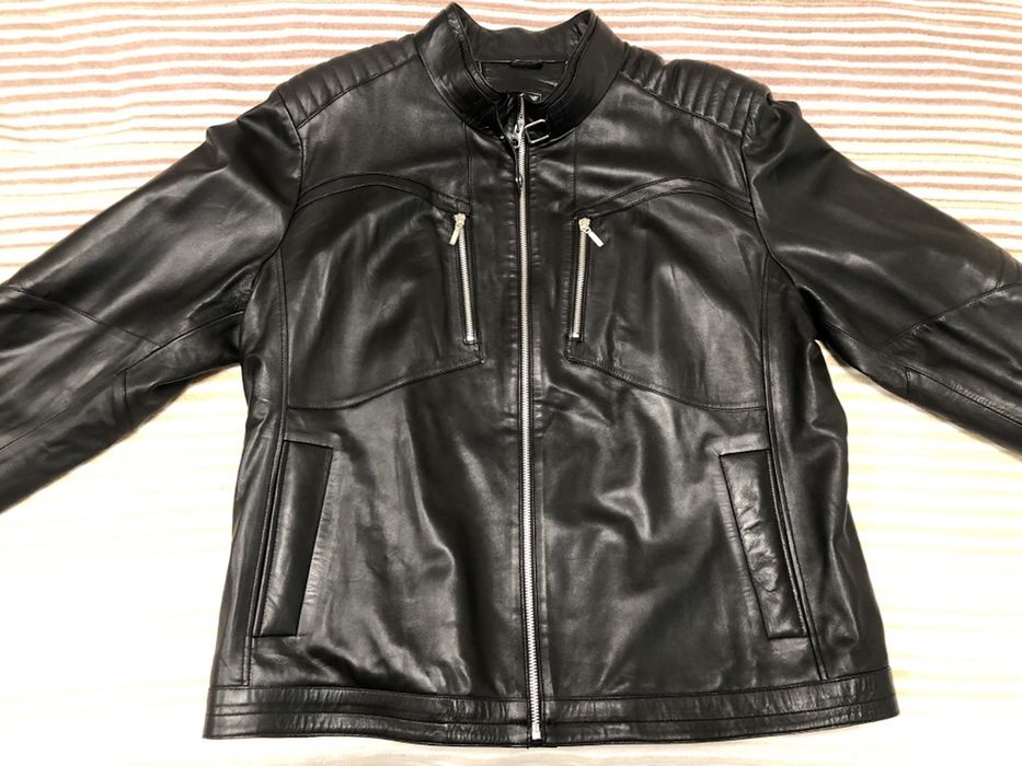 Чоловіча шкіряна куртка. 52 розмір