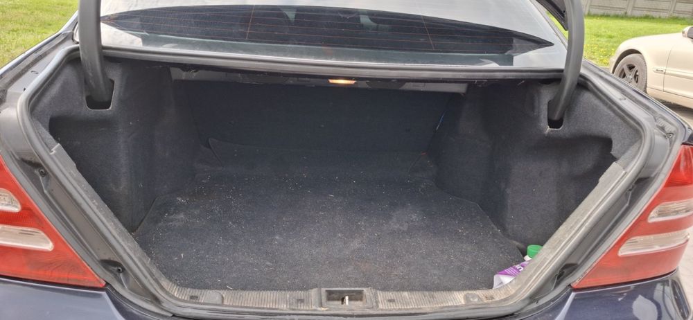 Продам Mersedes  c180