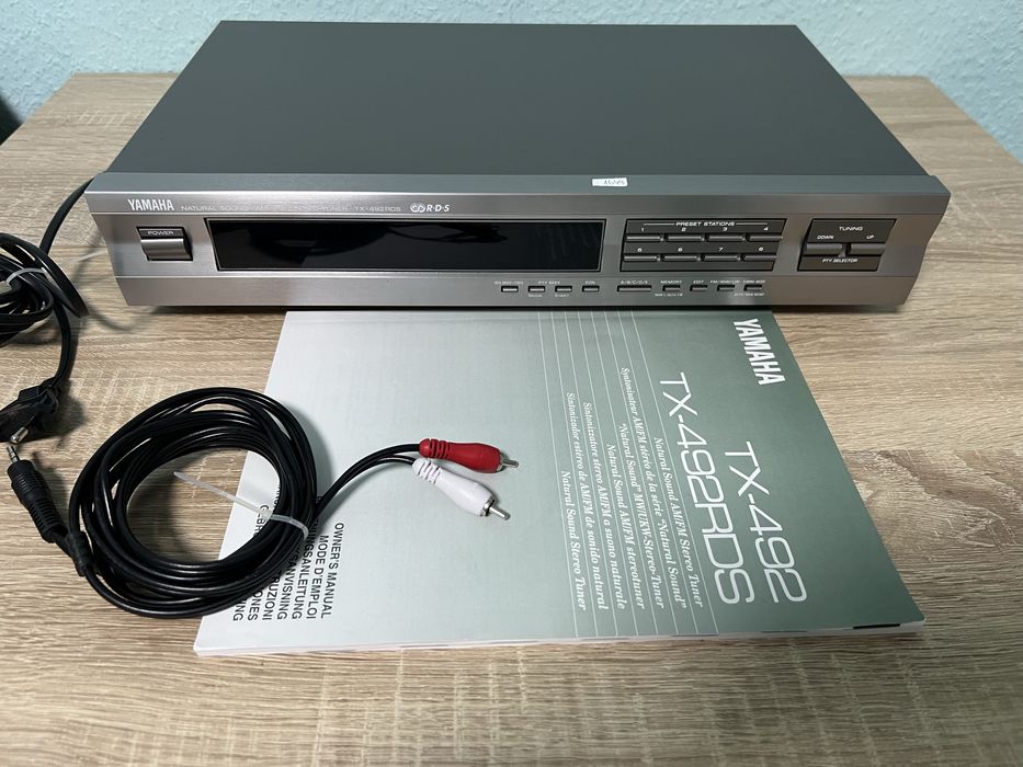 #1649 Yamaha TX-492 RDS Tuner radio fm