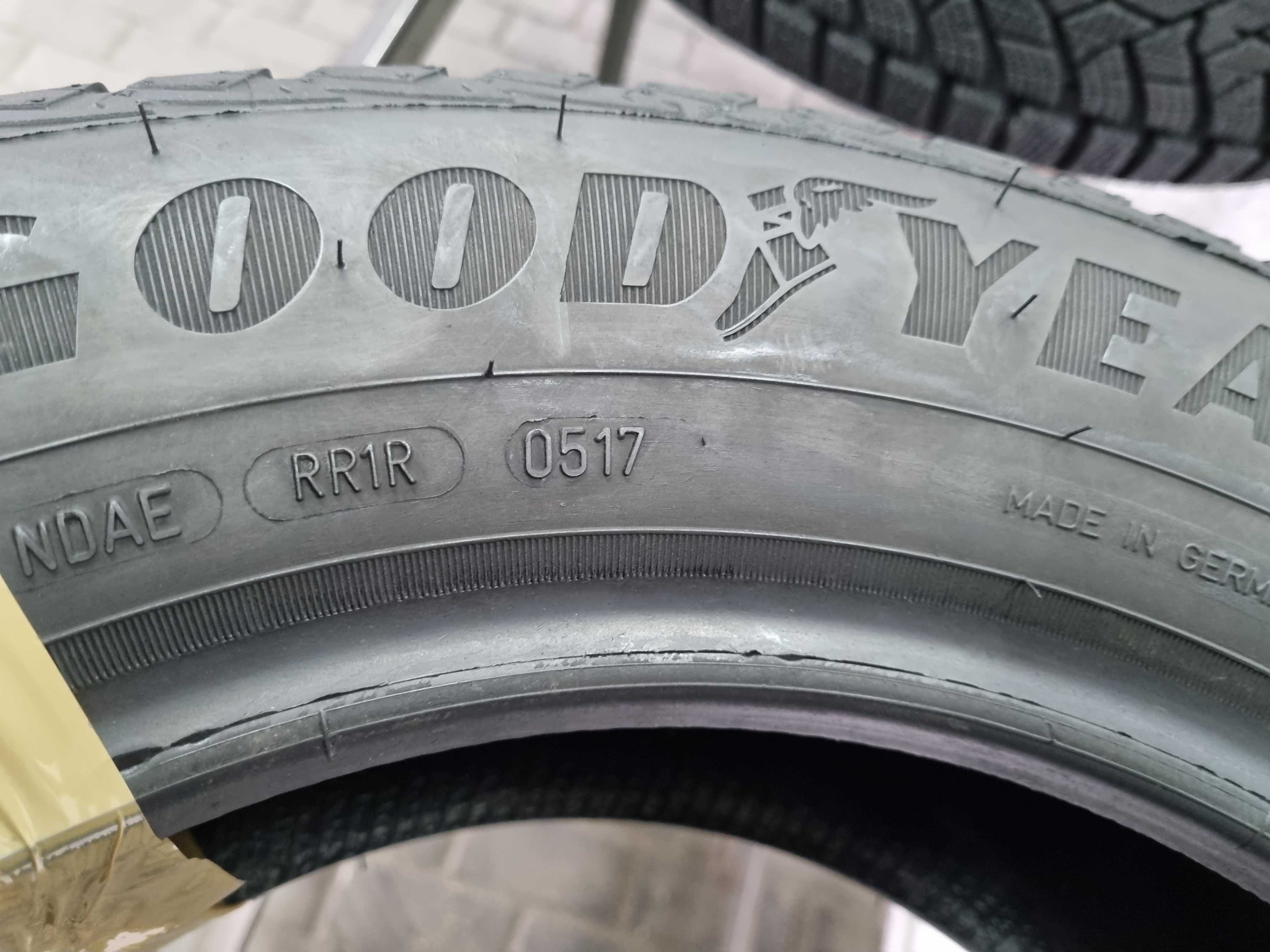 195/65/15 95H Goodyear Vector 4season Gen-2 D.0517