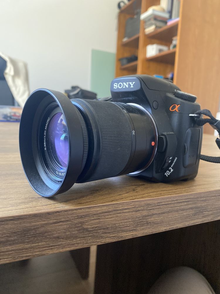 Sony Alpha 200 - 10.2 mega pixels