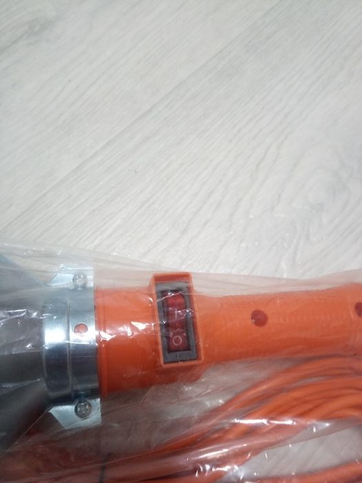 Удлинитель - лампа для гаража, СТО