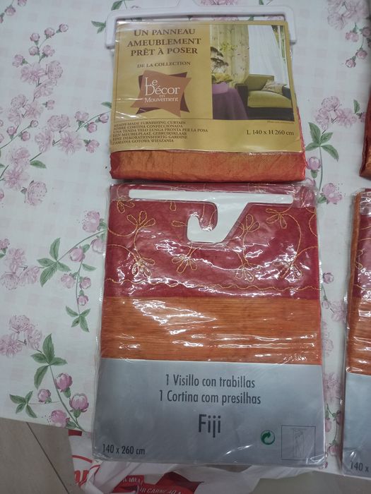 Conjunto de dois cortinados