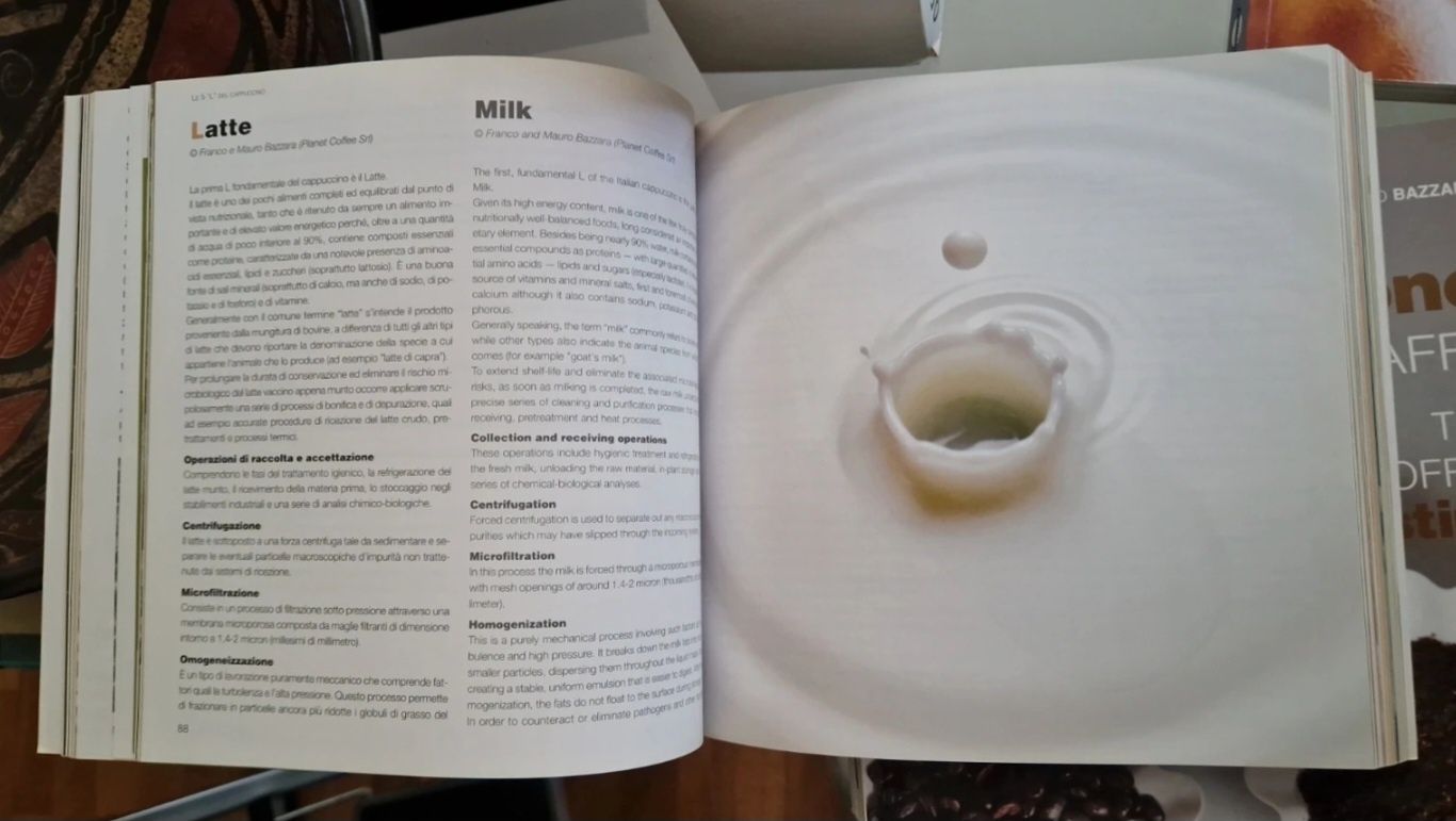 Livro bilingue IT-EN Italian Cappuccino Latte Art