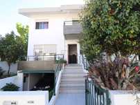Moradia T4 renovada, com jardim e garagem - Próximo Jardim Soares d...