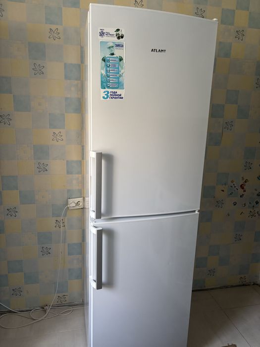 Продам холодильник