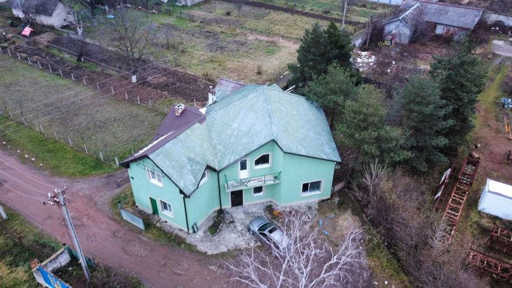 Пропозиція 2-пов. будинку з примиканням до траси КИЇВ-ЧОП