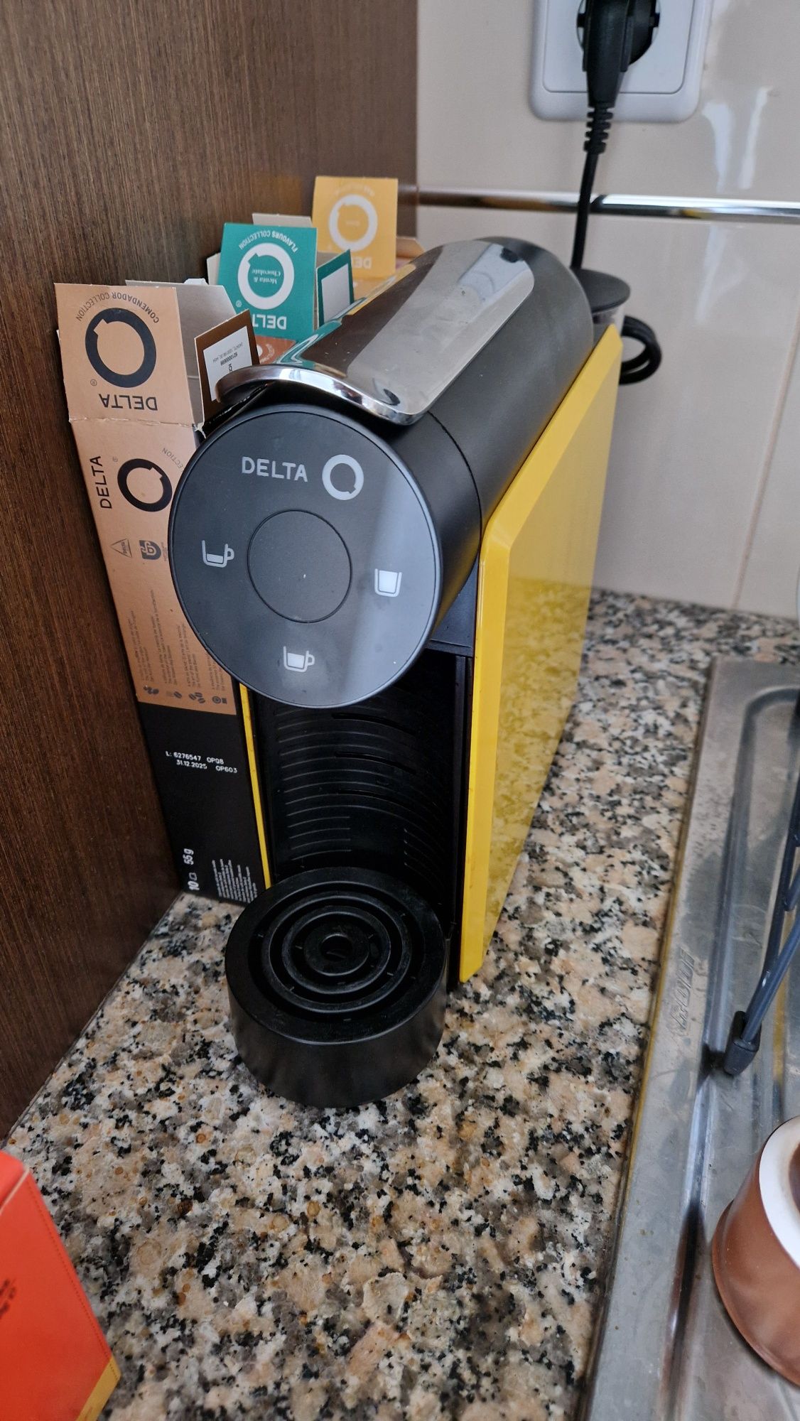 Máquina de café Delta