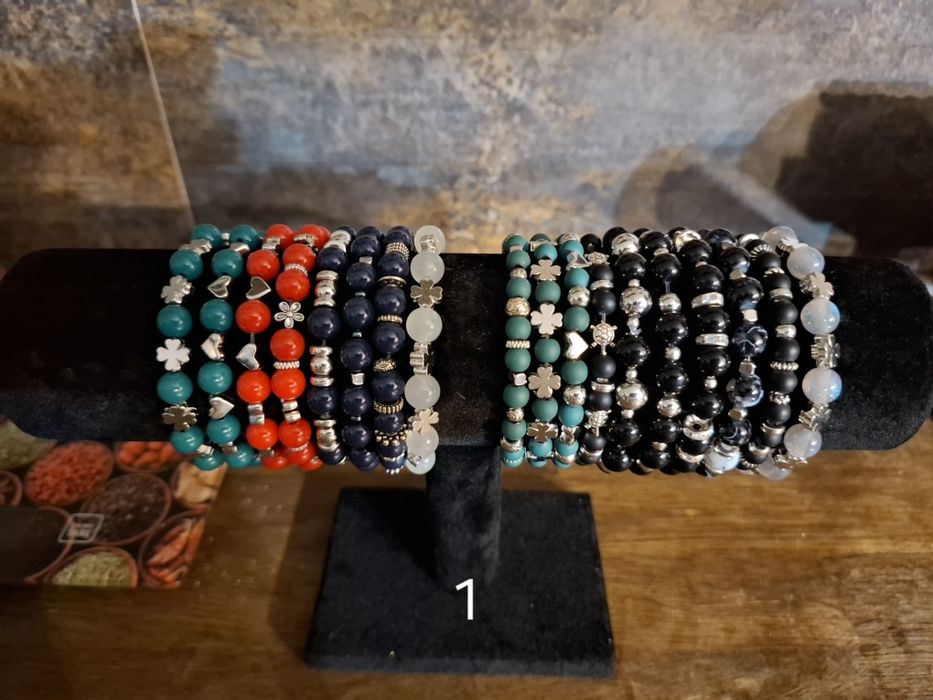 Sprzedam bransoletki ręcznie robione