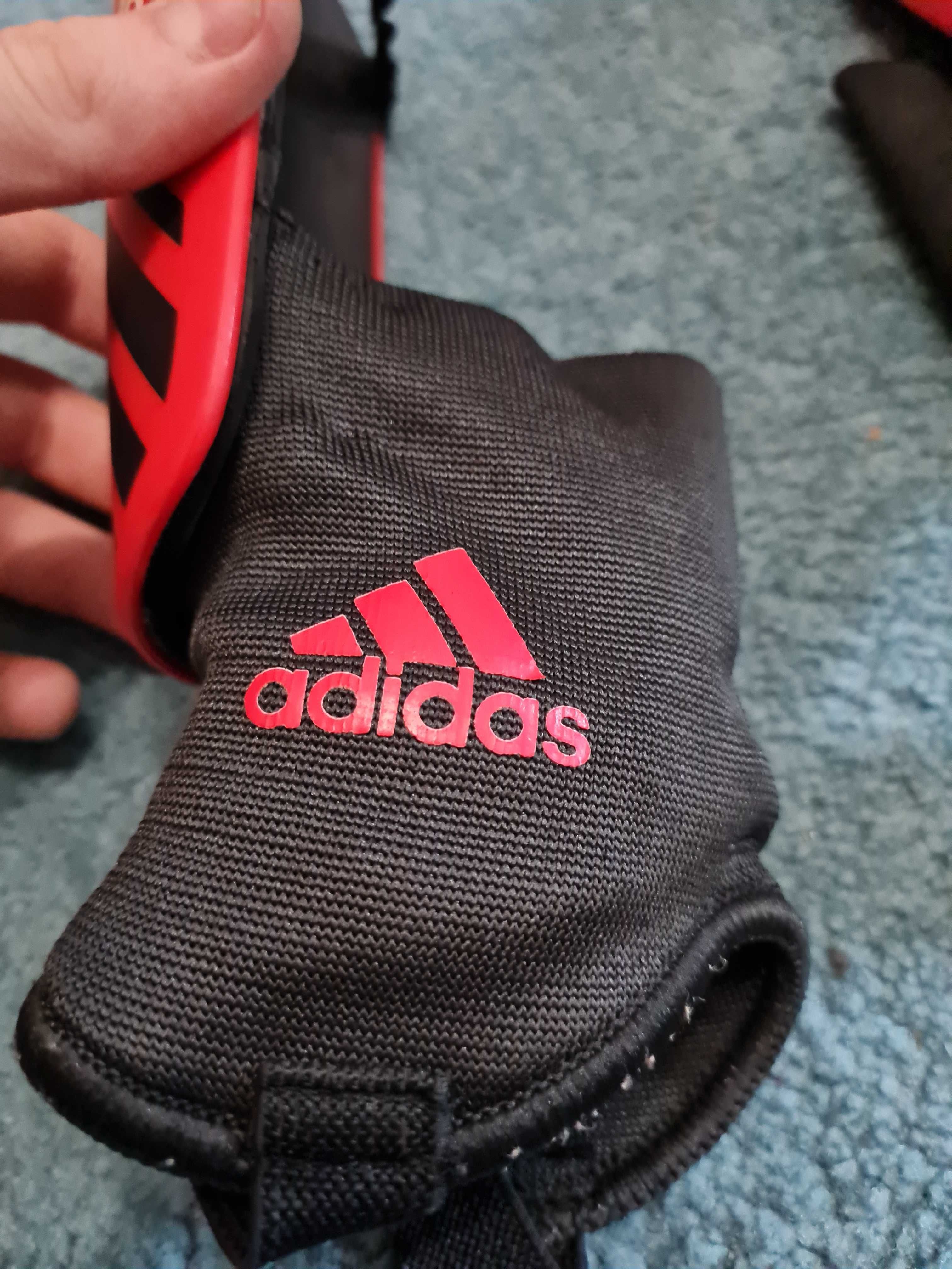 Ochraniacze adidas