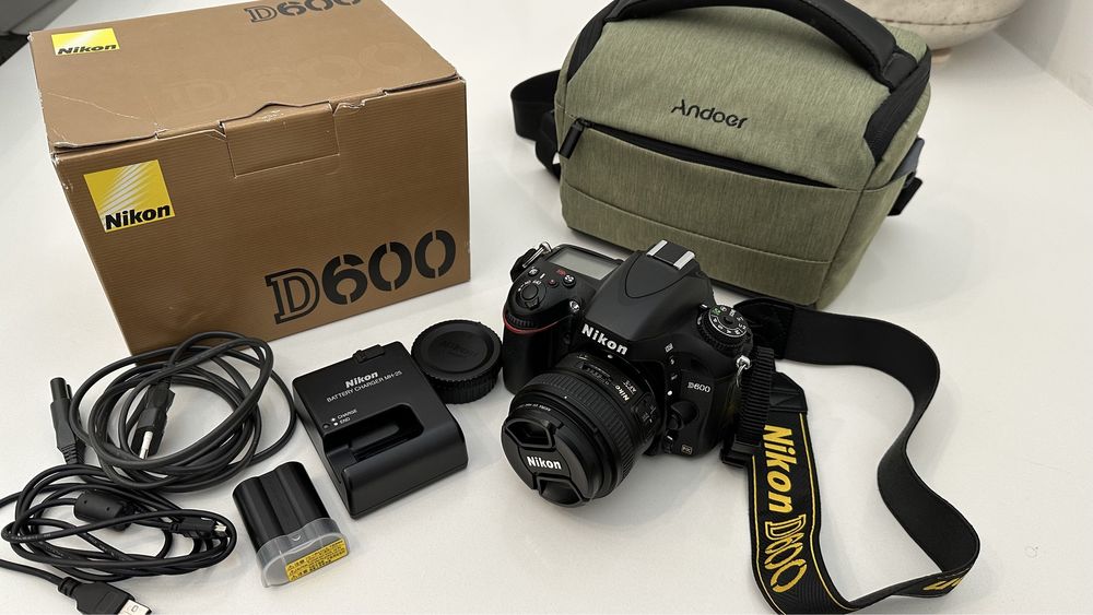 Nikon D600 Full Frame totalmente funcional