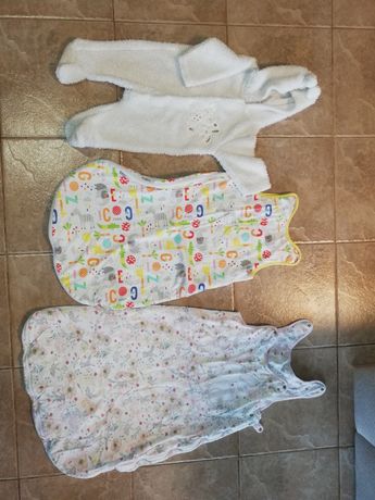 Ubranka niemowlęce, czyli śpiworki oraz sweterek/kombinezon
