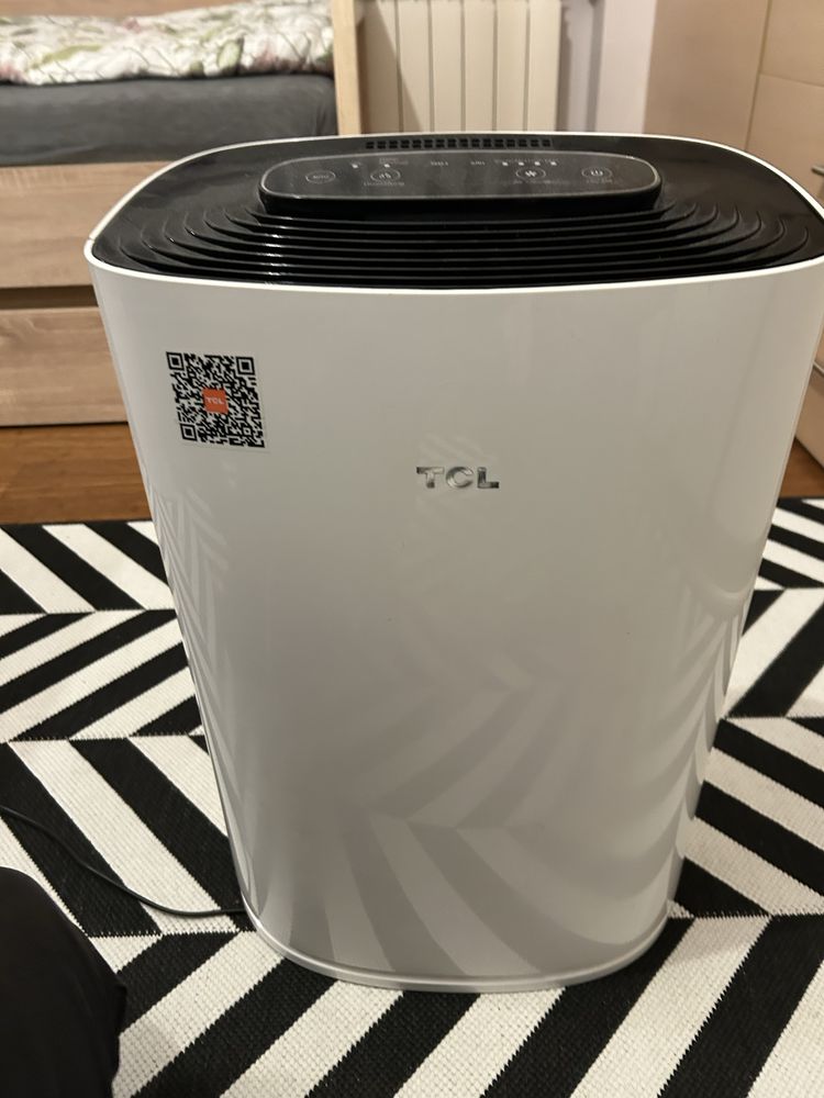 TCL KJ300F-S3  wifi