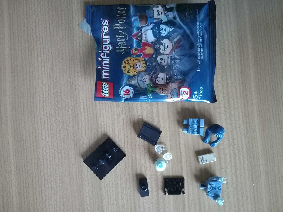 Lego Minifigures 71028 Harry Potter - Jęcząca Marta