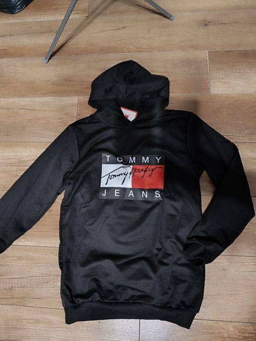 Nowa bluza z kapturem 160 cm