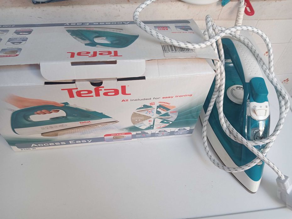 Ferro engomar Tefal usado Uma vez