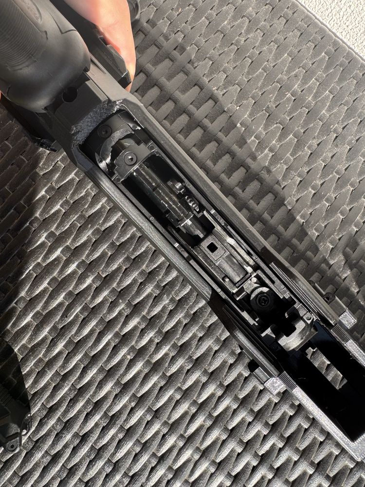 AAP-01 com kit SMG e Drum Mag Airsoft