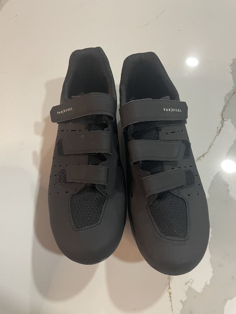 Sapatos ciclismo Van Rysel Road 100 preto