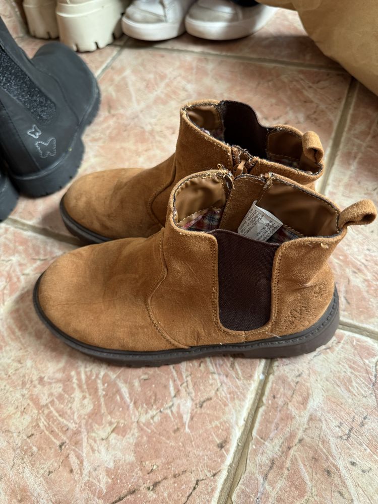 Botas em muito bom estado