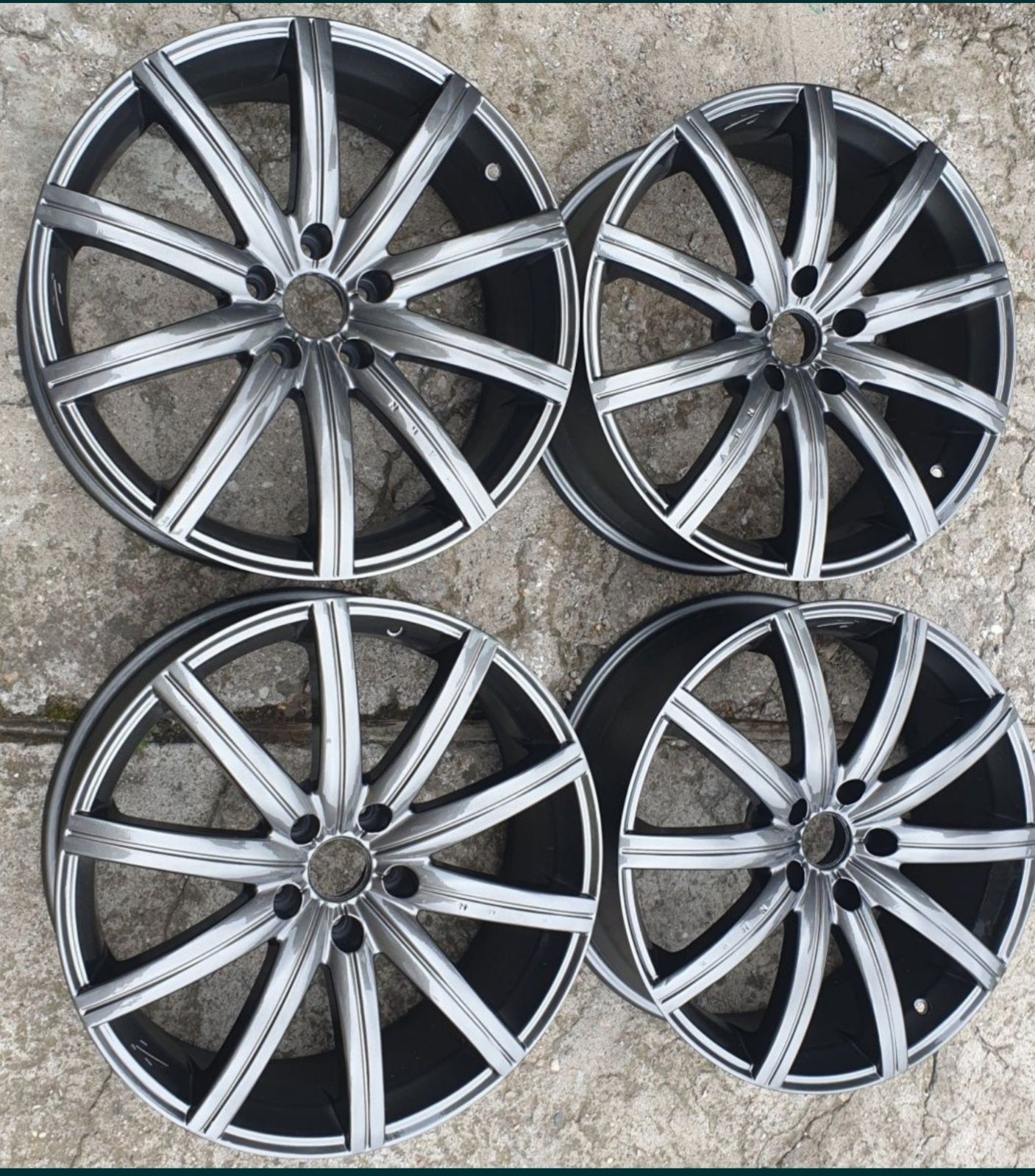 Alufelgi Khan 19 8 J 5x114.3 ET 30 Mazta Toyota Honda Nissan Ford graf