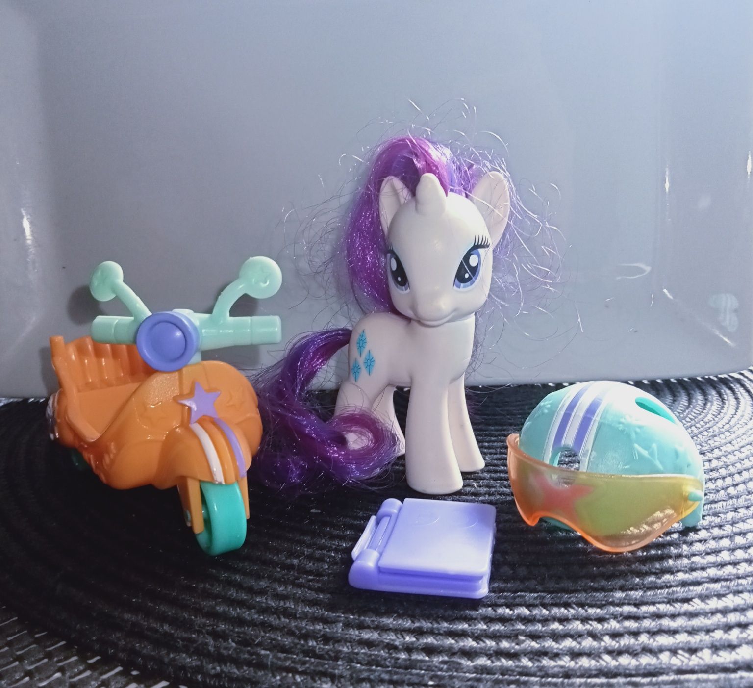 Rarity MLP Hasbro 2010 Przyjaciel skuterów